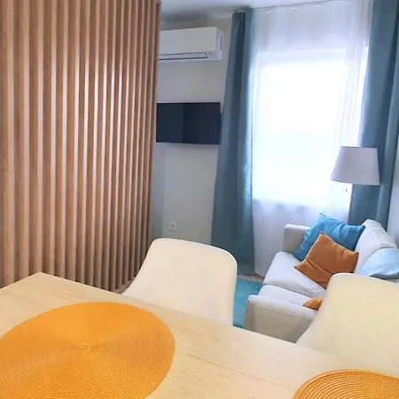 Apartment Margaret Next To The Lukacs With Panorama Danube Budapest