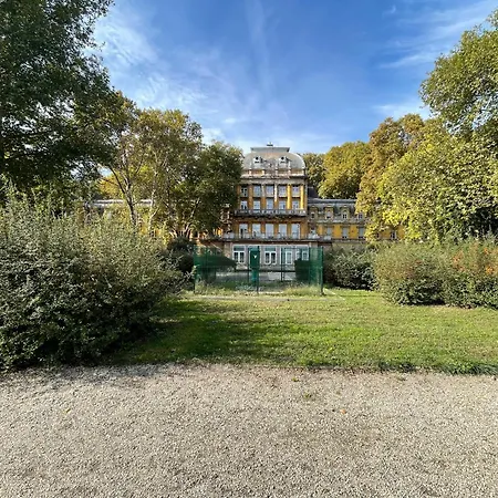 Apartment Margaret Next To The Lukacs With Panorama Danube